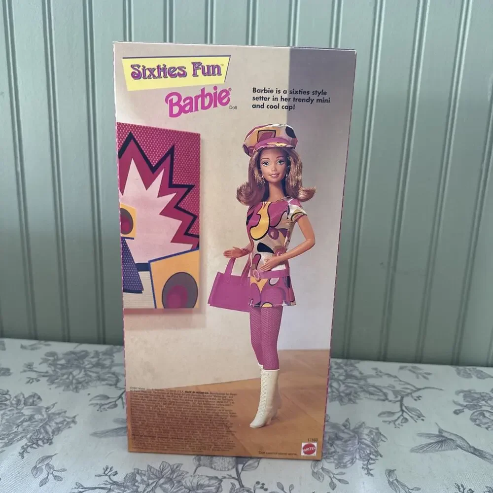 Vtg 1997 Mattel Sixties Fun 1960s Mod Special Edition Barbie Doll 17693 New